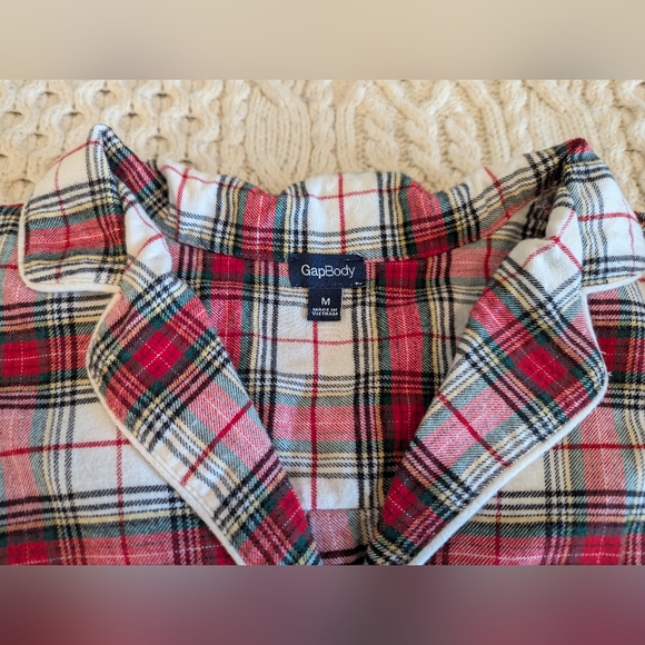 🌲GAP🌲 WOMEN'S WHITE RED TARTAN PLAID FLANNEL RELAXED PJ SET MEDIUM WORN ONCE! - Picture 2 of 12